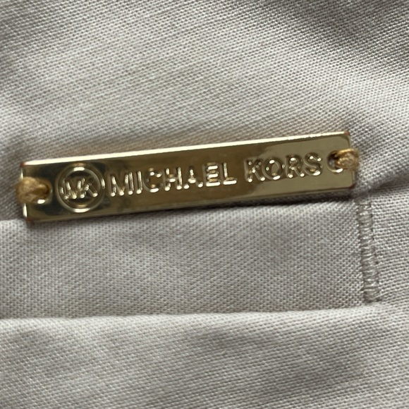 Michael Kors khaki shorts - Picture 4 of 4